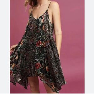 eri + ali Anthropologie velvet floral swing dress size small